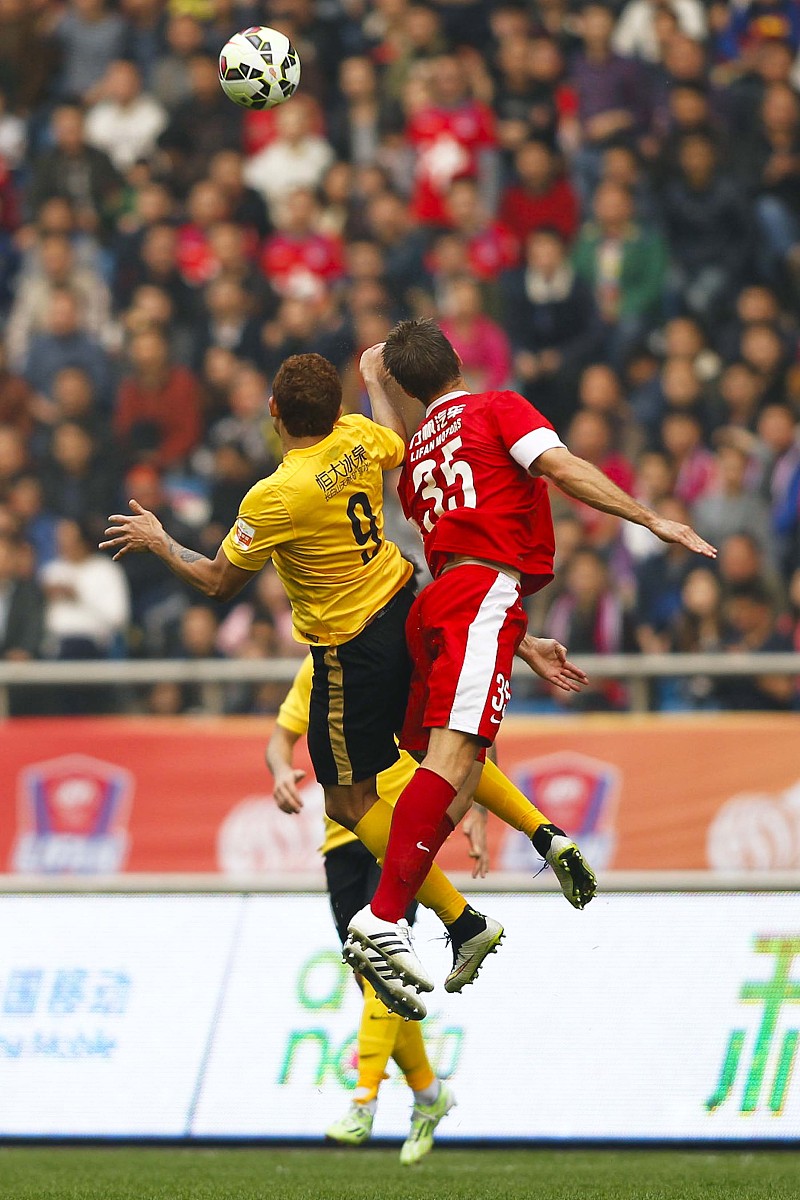 英雄联盟2025总决赛-包含国王杯清晨再迎强敌，多伦多猛龙防线松动，主帅态度——话题不断，赛季目标并未改变的词条