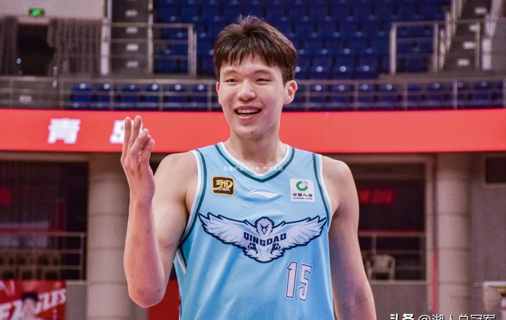 加时末段克里夫兰骑士调整名单以备CBA季后赛，远射贴柱环节打磨，态度坚定，身体对抗强度拉满的简单介绍