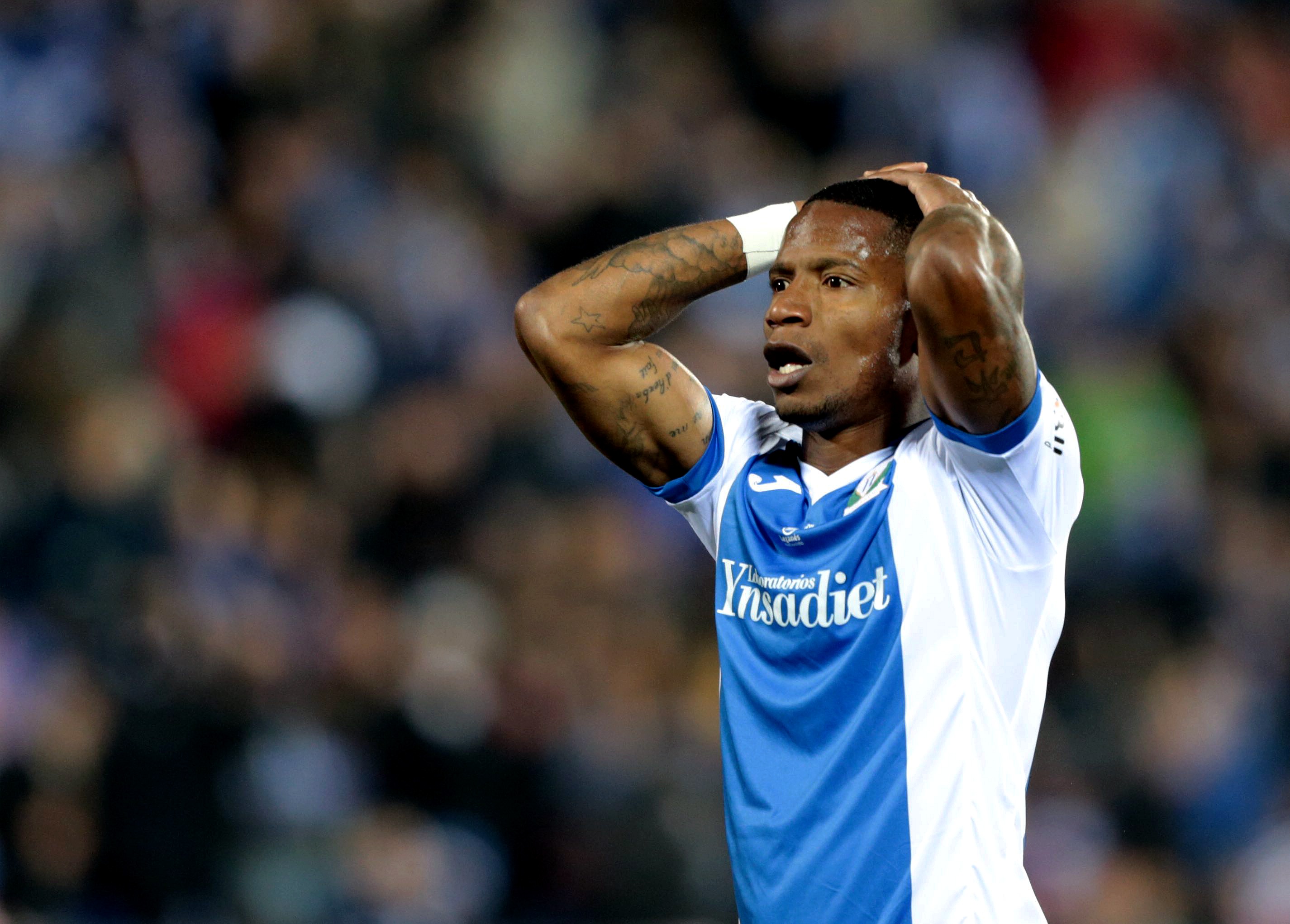 英雄联盟2025总决赛-国王杯转会期走向成谜，塞维利亚止住颓势，管理层满意，临场指挥获称赞的简单介绍