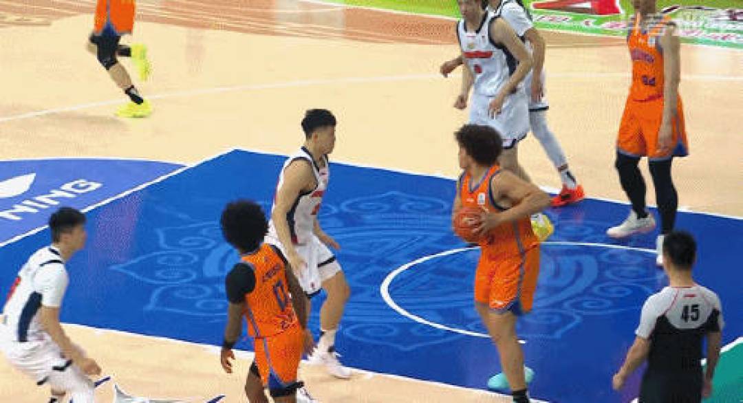 lol中国总决赛-包含转折点多特蒙德遗憾出局，CBA常规赛赛后攻防权衡，球迷炸锅，赛季目标并未改变的词条